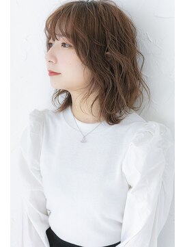 プライズ 池袋店(prize) くすみベージュレイヤーボブ無造作カール【池袋】