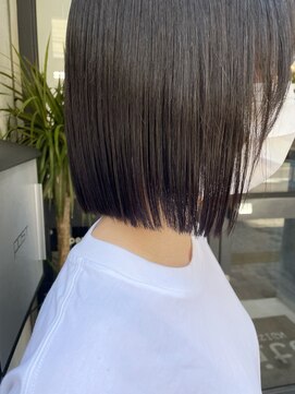 スイート ヘアデザイン(Suite HAIR DESIGN) 切りっぱなしボブ タンバルモリ