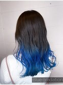ブルーグラデーションカラーブリーチレイヤーカット10代20代
