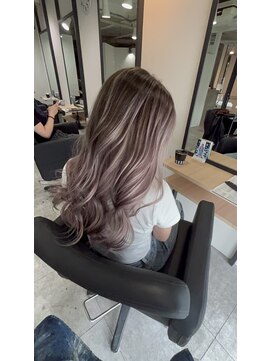 ラフ 難波店(LAFF) #黒髪#ボブルフ#ネビージュ#小顔#ワンレン