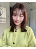 ミディアムストレート　顔まわりレイヤー　イメチェン　美髪