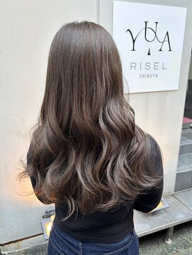リゼル ユア 渋谷(RISEL YUA) 【ブリーチなしカラー】カーキブラウンのローレイヤーロング