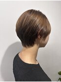 ショートボブ