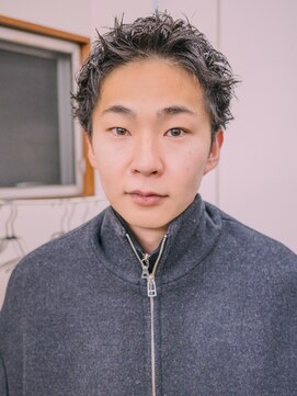 オルタナティブ(alternative) スパイキーショート