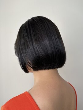 ピークスヘア(peaks hair) 髪質改善で収まる ミニボブ うねり改善 切りっぱなしボブ 堀江