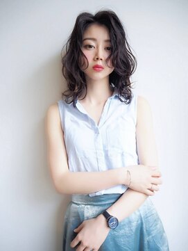 シー.(SHE.) ヌーディバング×ダークアッシュ