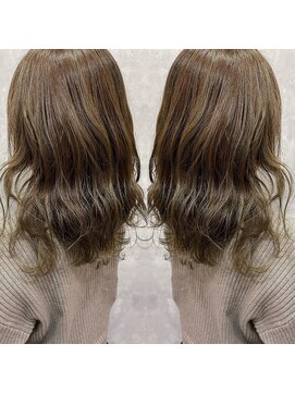 ステラ(stella) フォギーベージュ【和田常経】