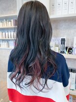 キャアリー(Caary)&nbsp;福山市美容室Caary人気 ダークグレー インナーカラーピンク