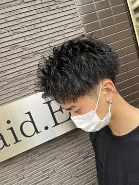 エイド(aid.E) アップバングショート