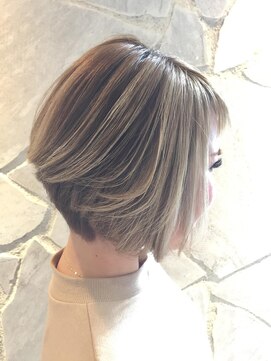 エルゴ 川崎西口(ergo) スッキリバンググラデーションカット