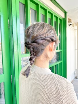 ネバーランド(NEVERLAND) お出かけ前ヘアアレンジ