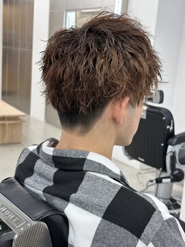 ロンド ローガン 名駅(Lond LOGAN) ツイストスパイラルパーマ　ダウンパーマ　センターパート