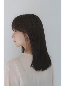 アメリ バイ アピッシュ(Amelie by apish) 韓国風レイヤーカット+アイスグレージュ