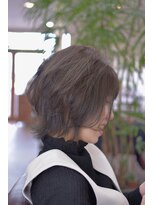 ダラ(DARA)&nbsp;伸ばしかけショートウルフ　×　アッシュグレージュ