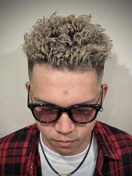 ヒロギンザ 大阪本店(HIRO GINZA) 極道パーマ×ホワイトブリーチ×梅田