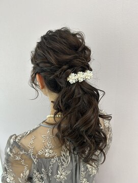 プルクラ ロッポンギ(Pulchra ROPPONGI) ポニーテールアレンジヘア