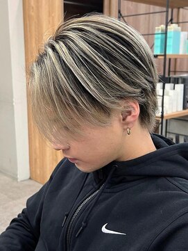 エルマーク 枚方(L-MARK) センターパートブリーチダブルカラーフェイスフレーミン