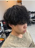 栃木メンズパーマメンズカットセンターパートメンズマッシュ緩め