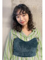 エイミー(amy.) ハッシュカット/パーマ/外ハネボブ/ワイドバング/オン眉