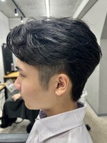 フイ 横浜センター北店(Hui)&nbsp;フェザーパーマ/グレーブルーカラー/刈り上げショートパンク