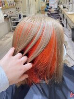 シータ 成増(THETA)&nbsp;ミルクティベージュ×ビビッドオレンジカラー