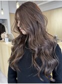 ハイライトグレーベージュ髪質改善ロングヘアアッシュオリーブ