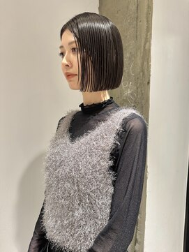 ヨーク(YOKE) 切りっぱなしボブミニボブグレーベージュグレージュショートボブ