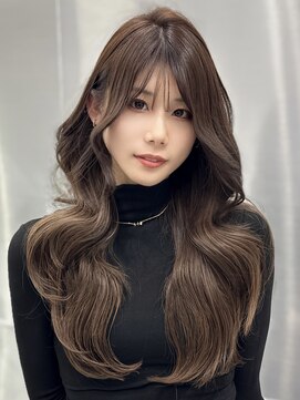 ロムーク 表参道(LOMKH) 外ハネボブからエクステでイメチェンレイヤー顔周りカット