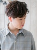 清潔感スーツ七三分け波巻きパーマスマートマッシュb1上尾