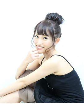 フロール(florun) 【アレンジ】簡単アレンジお団子ヘアー第二弾