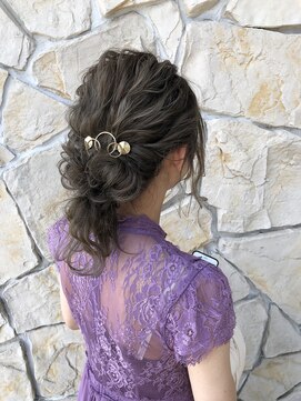 ヘアメイク ヴァロ(Hair Make VaLo) シニヨンダウンアレンジ＋お呼ばれアレンジ