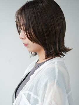 ヘアーループレル(Hair ruup Rell design works) 切りっぱなしの透け感の外ハネボブ