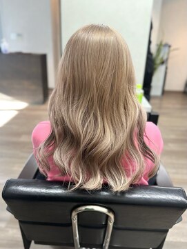 ヴィフ 大船(VIF) ハイトーン/ケアブリーチ/ダブルカラー白髪ぼかし/脱白髪染め