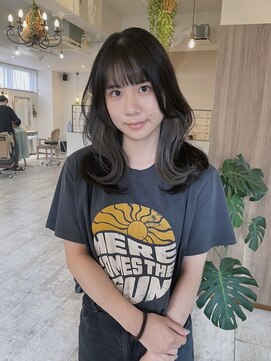 アクシュ(aqush) くびれヘア【イヤリングカラー】