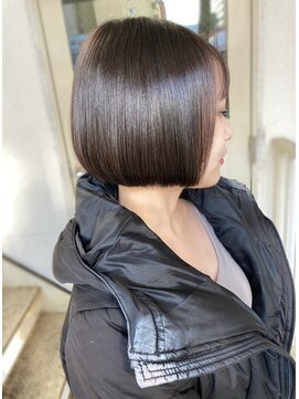 ロカ(roka) アゴ上のミニボブ　ぷつっとボブ