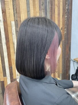 リッカ(RICCA) イヤリングカラー×ミニボブ☆