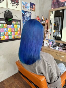 ヲタクに美容室は難しい。 トリプルカラーでブルー★