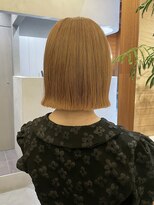 くびれヘアミルクティーベージュブリーチ韓国レイヤーボブ表参道