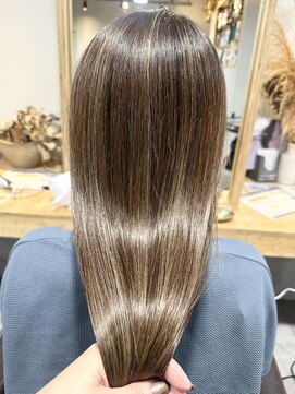 レオン(Re:ON) 髪質改善☆ケラノアトリートメント