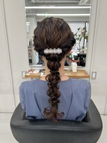 バルベストーキョー(BARBES TOKYO)&nbsp;ゆるふわローポニー編み下ろし【清板】