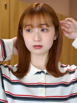 アプリコットオレンジ ワイドバング 小顔 外ハネ ブリーチなし