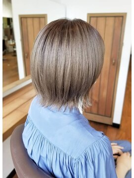 ミミ ブランシェ(Mimi Branche) 担当☆深沢和弥/ブリーチ/イルミナカラー/ハイトーン/横浜