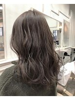 エイチ(H eitf) 【Hエイチ原宿/庭田祥宏】無造作カール ロングヘア