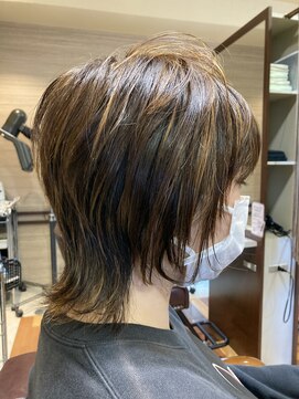 ジールドゥーエ(Zeal due) ウルフカット