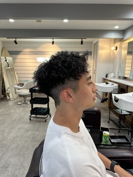 スウェル 船橋店(Swell) ハイライト/マッシュパーマ/束感/波巻き/メンズ2