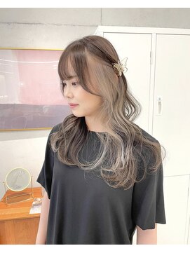 ローウェ 三軒茶屋(Louwe) 三軒茶屋/System/イルミナ/ブリーチ/インナー/韓国/髪質改善