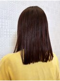 切りっぱなしミディアム　赤ブラウン　伸ばしかけヘア大人可愛い