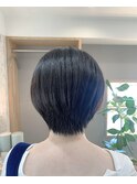ショートボブ