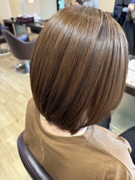 ミラートーク(MIRROR TALK) メテオカラーボブ