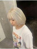 前髪あり耳掛け丸みくびれショートボブ20代30代40代50代60代
